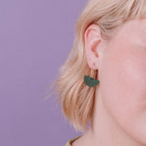 acutecolor Art Deco 'Sun' Hoops in Smaragdgrün