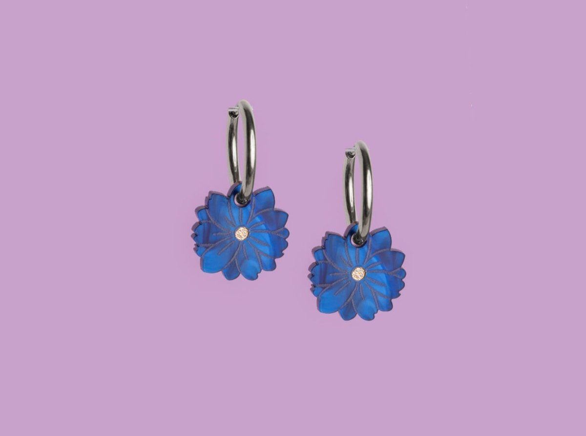 acutecolor Birthflower Kollektion x Rittersporn Ohrring Set
