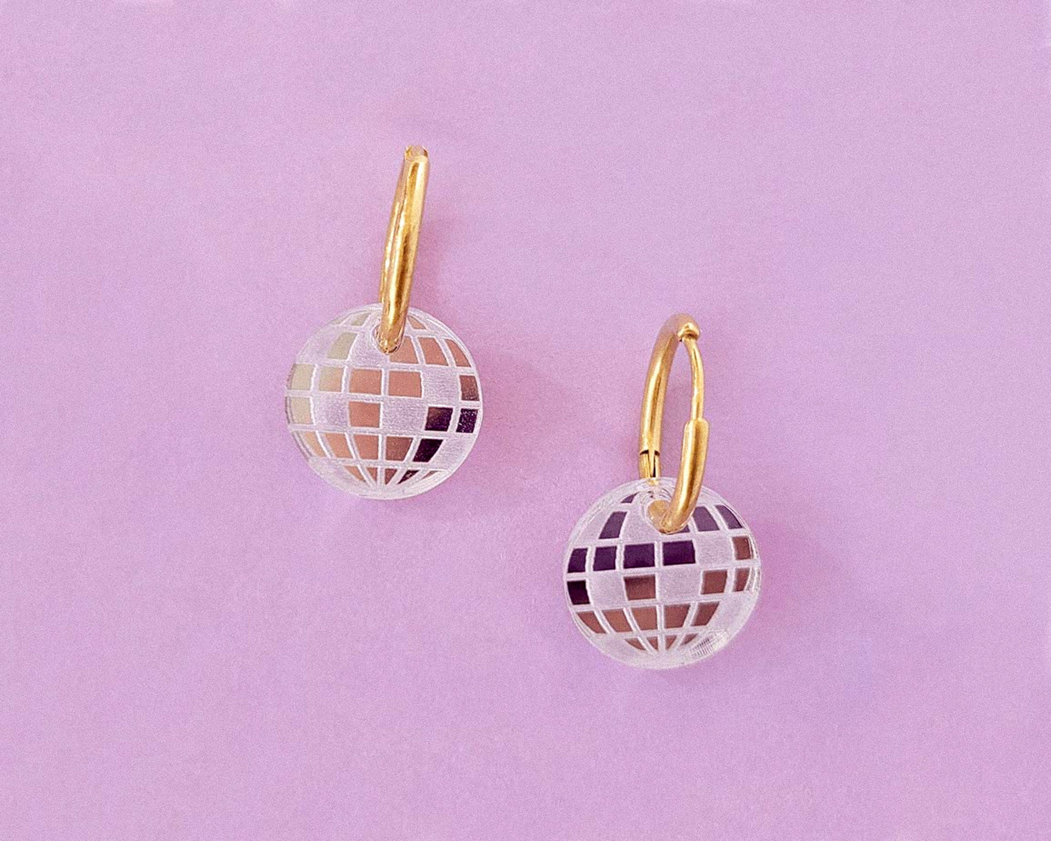 acutecolor Discokugel Ohrring Set mit Edelstahl Hoops