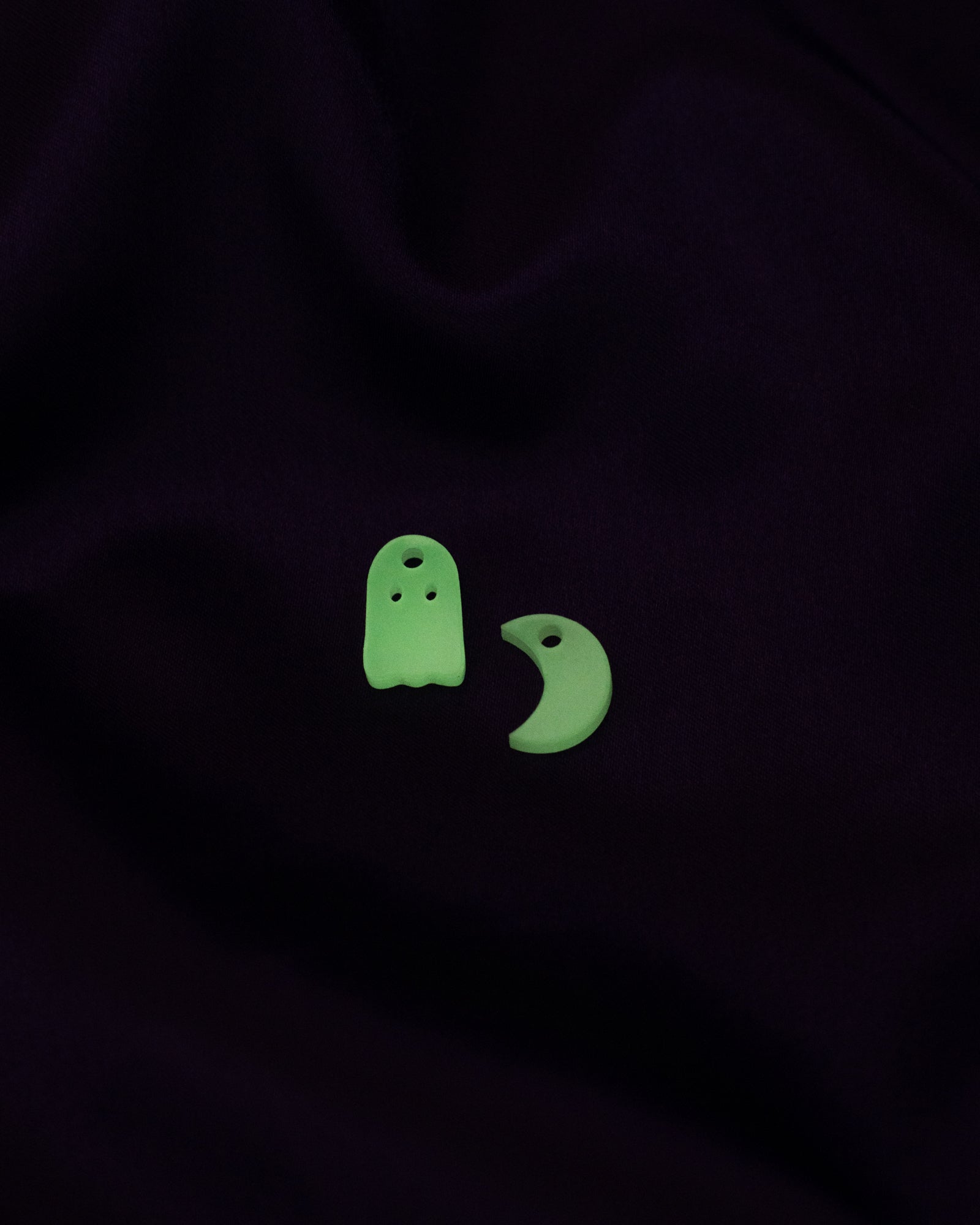 acutecolor Einzelner 'Glow in the Dark' Geist Anhänger