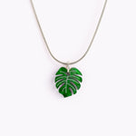 acutecolor Elegante Kette mit grünem Monstera Anhänger