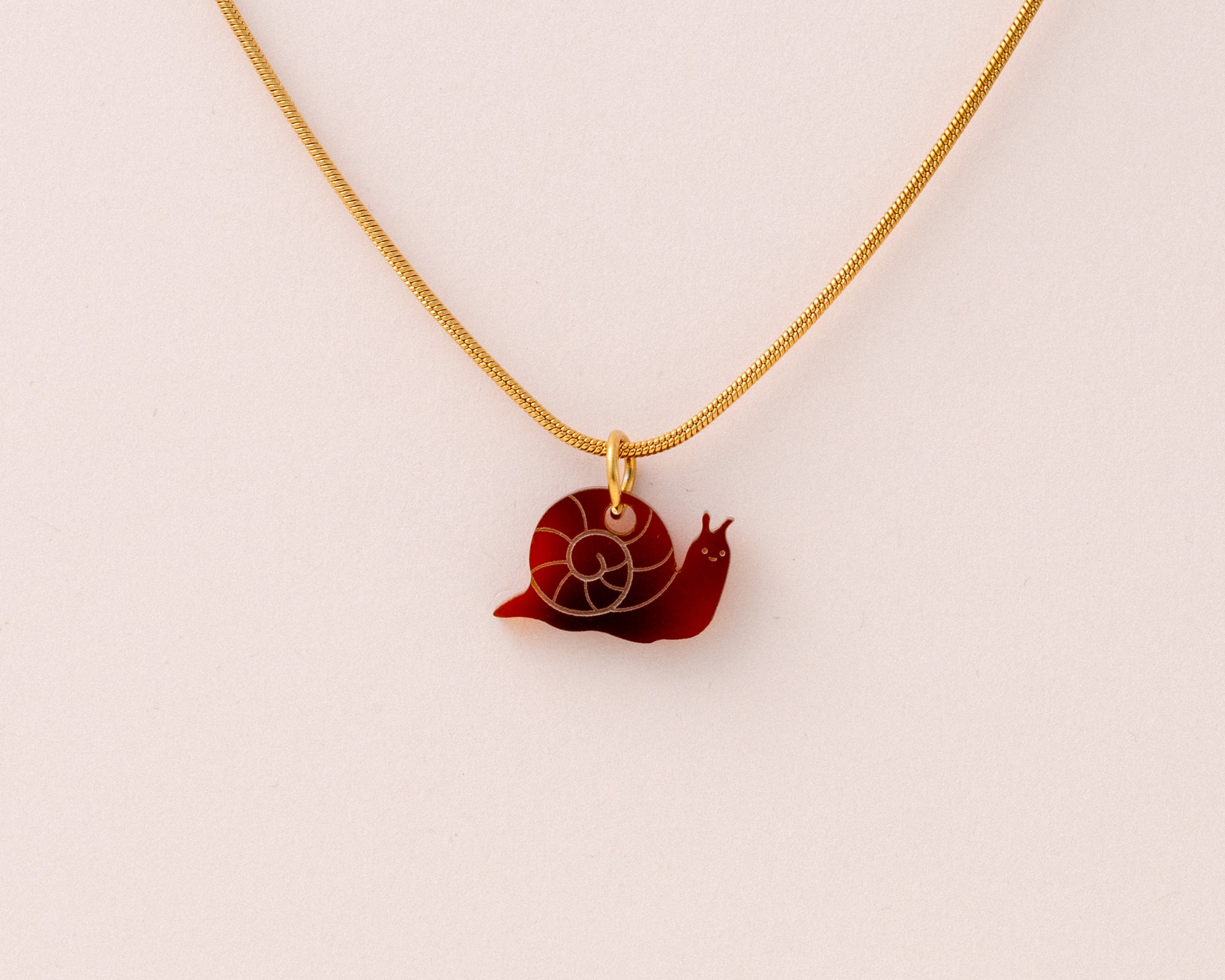 acutecolor Elegante Kette mit Schnecken Anhänger