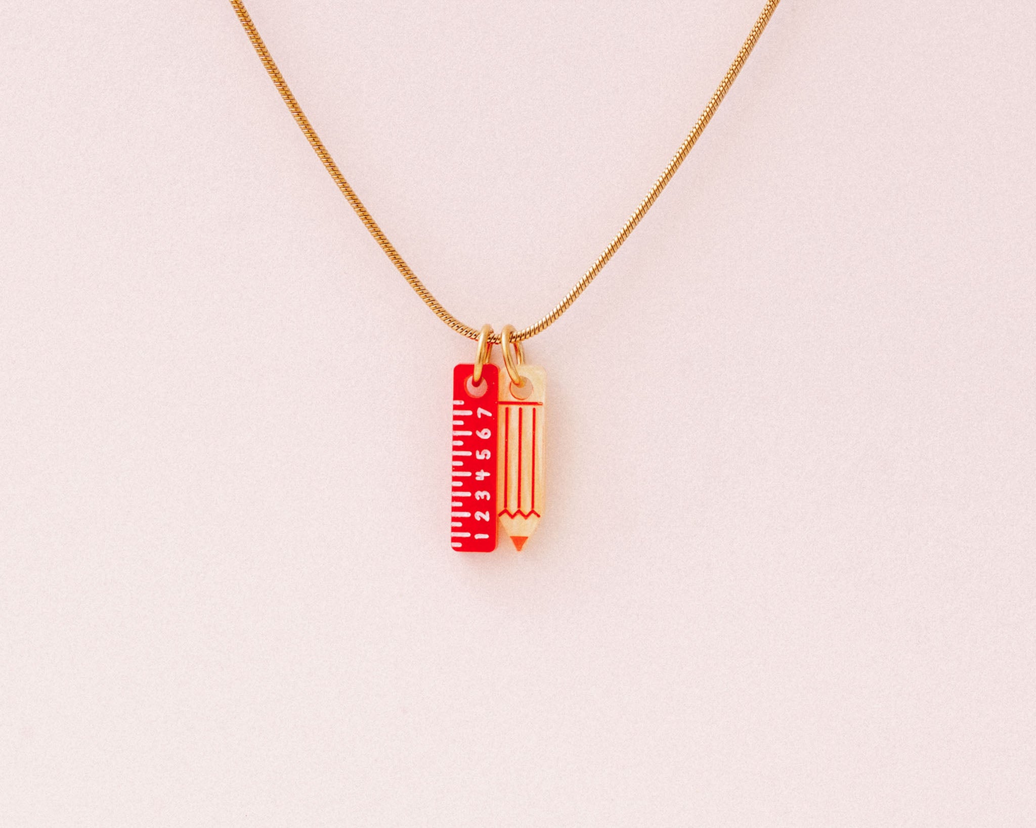 acutecolor Elegante Kette mit Stift und Lineal Anhänger