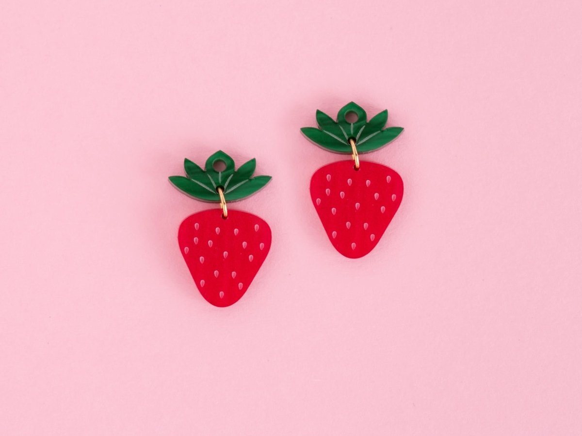acutecolor Erdbeer Ohrringe mit Edelstahl Hoops