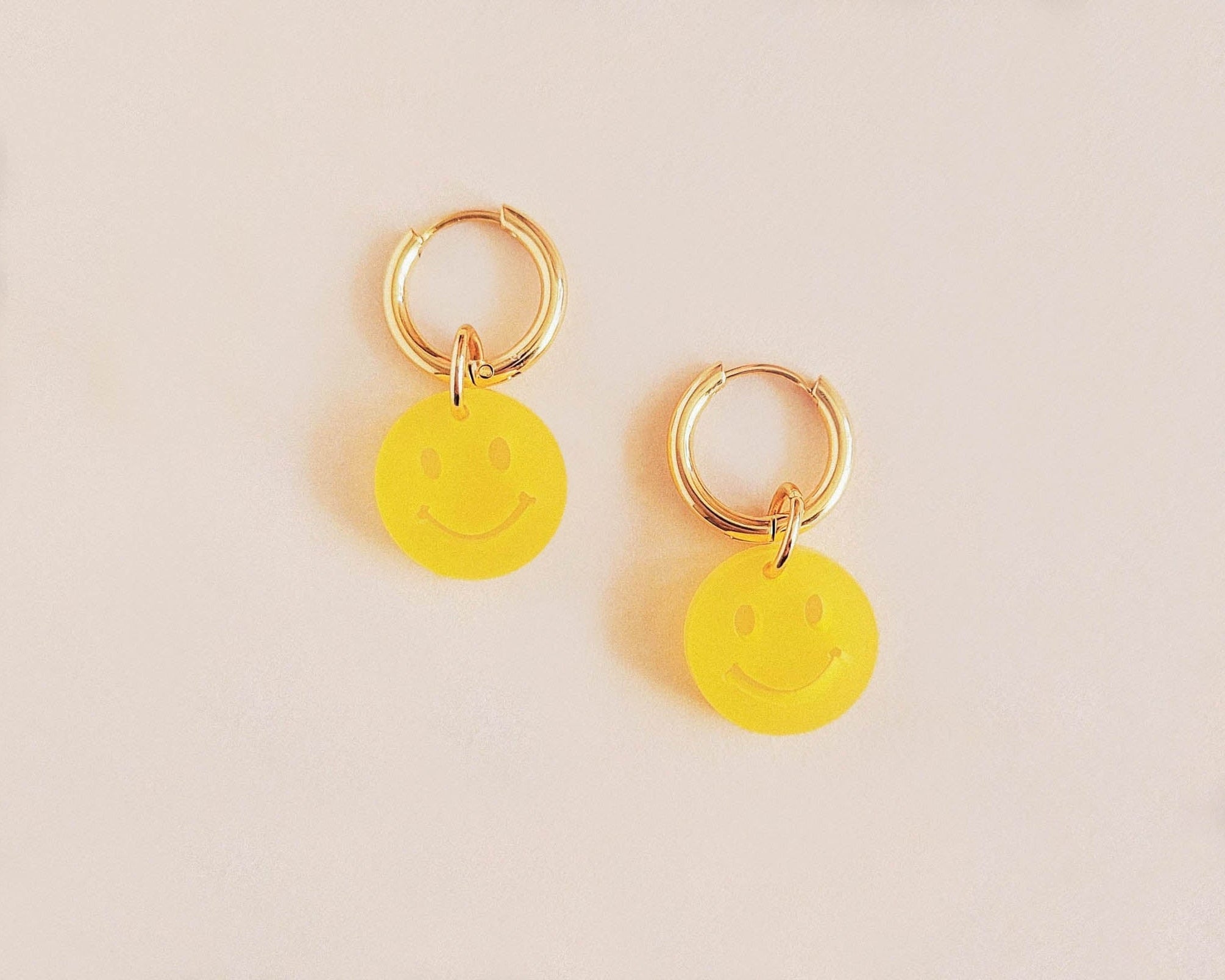 acutecolor Gelbe Smiley Ohrring Set