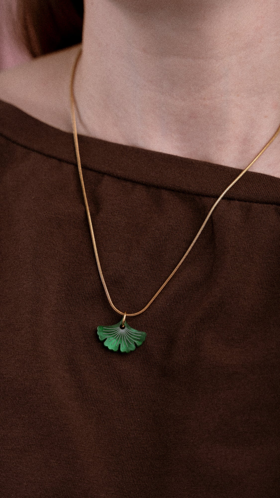 acutecolor Ginkgo Blätter Ohrringe mit Edelstahl Hoops