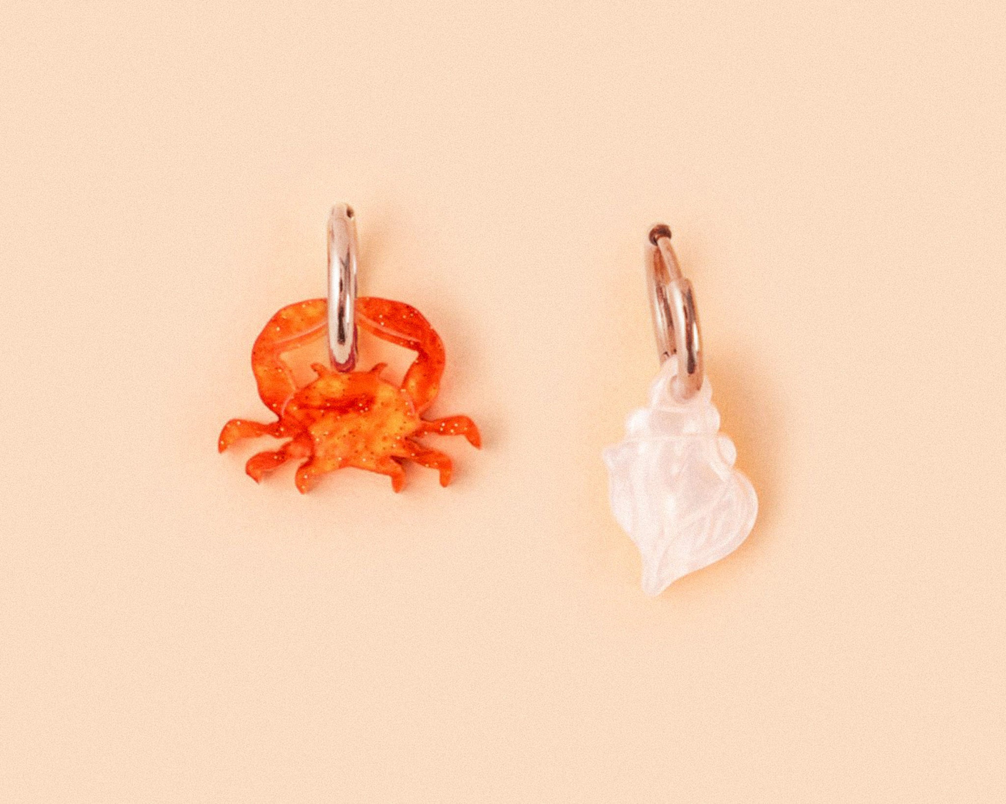 acutecolor Krabbe und Muschel Ohrring Set