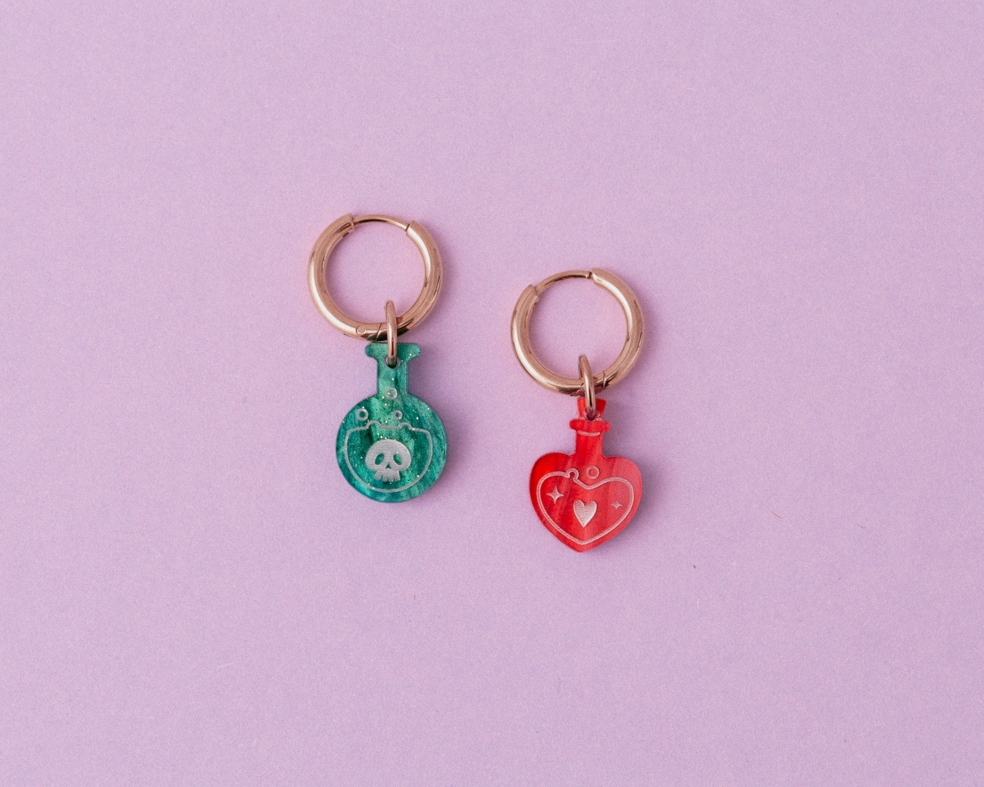 acutecolor Love & Death Potion Ohrring Set