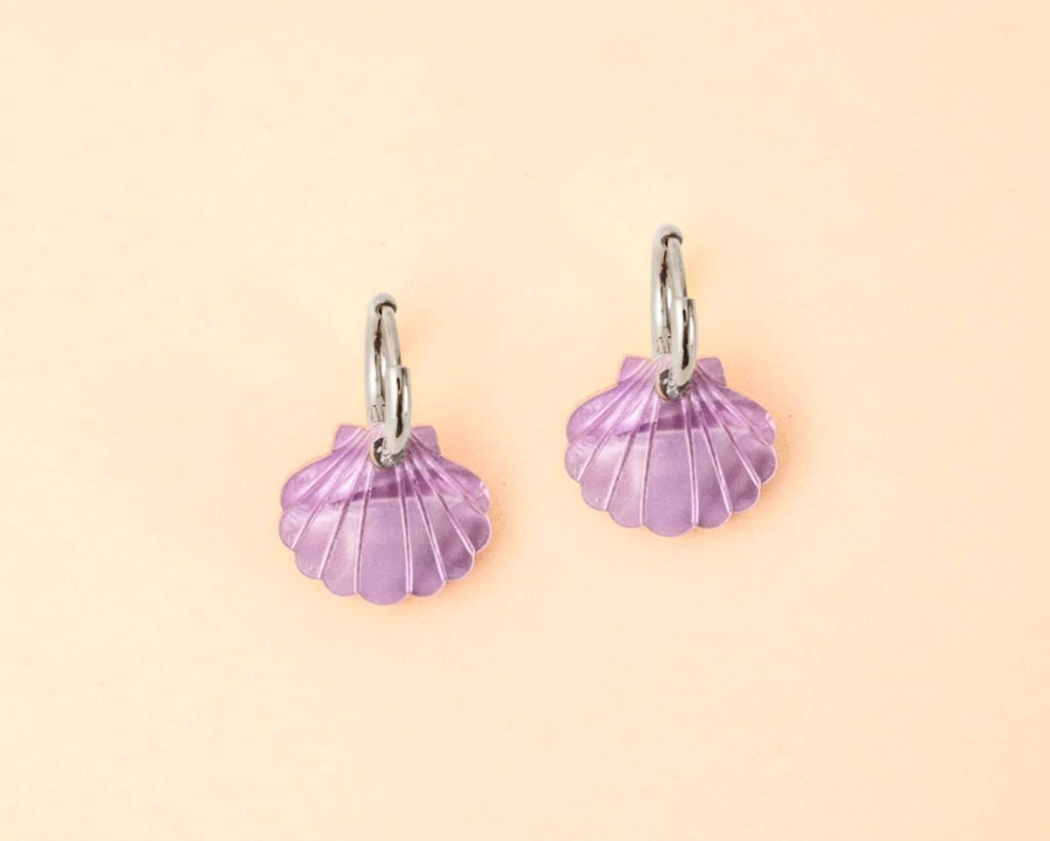 acutecolor Muschel Ohrring Set in Lila