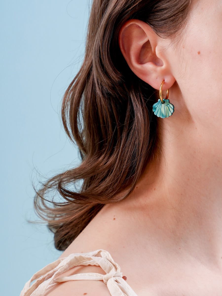 acutecolor Muschel Ohrring Set mit Hoops in Türkis