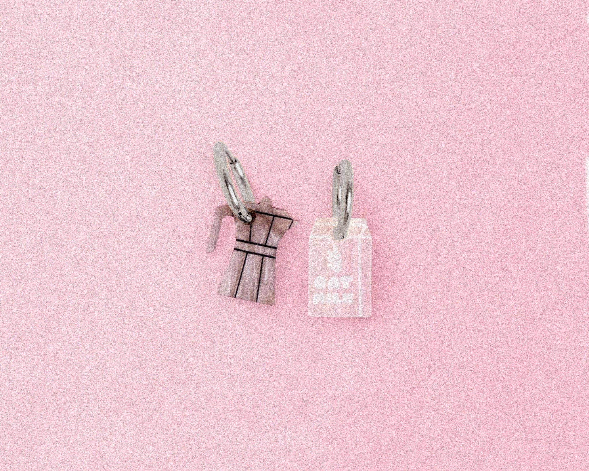 acutecolor Oatmilk Latte Ohrring Set x Zucker&Jagdwurst