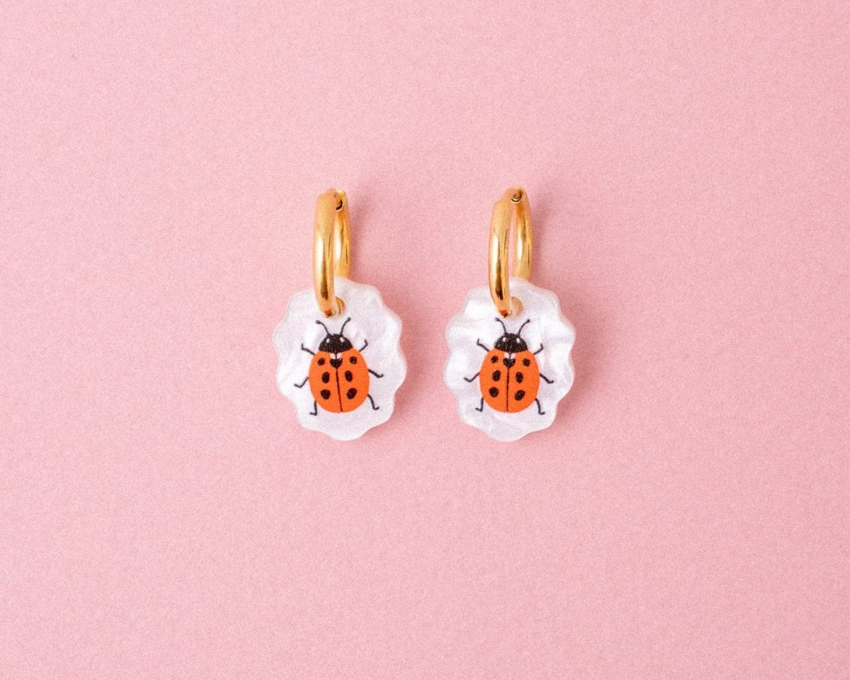acutecolor Ovale Charm Ohrringe mit Marienkäfer