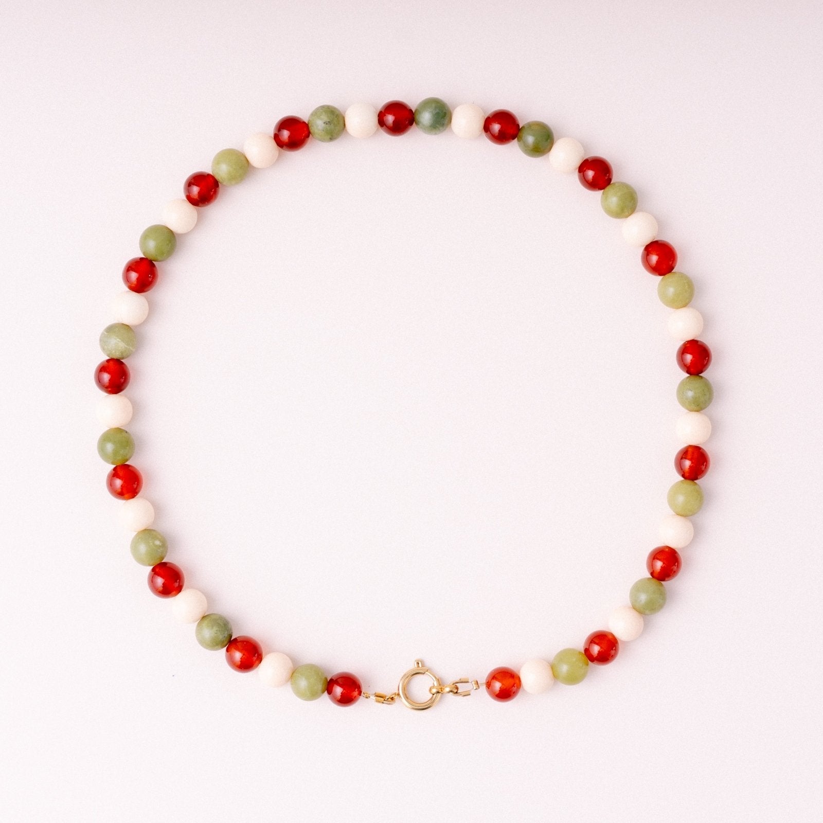 acutecolor Perlenkette mit Charm Verschluss - Strawberry Matcha
