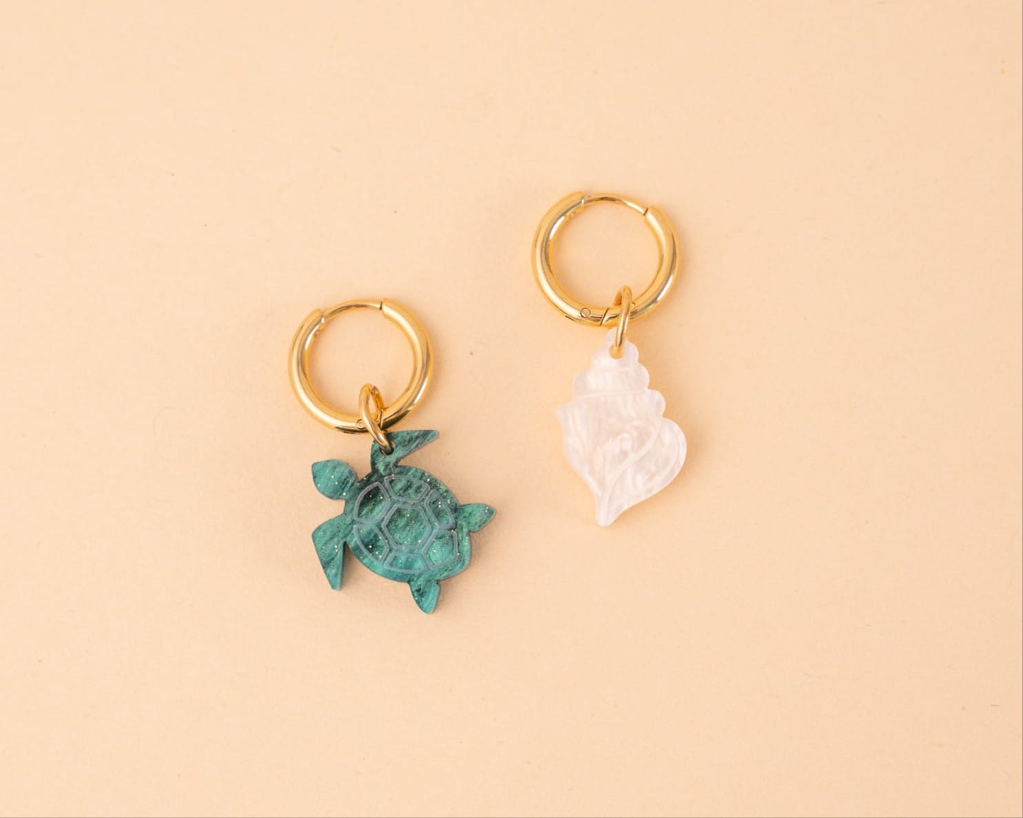 acutecolor Schildkröte und Muschel Ohrring Set