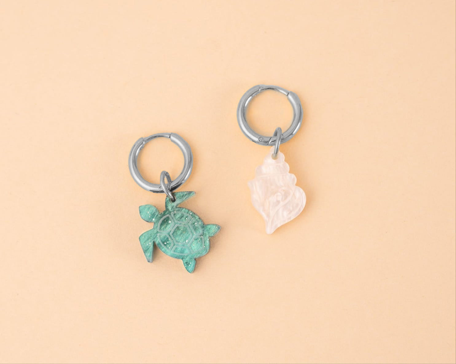 acutecolor Schildkröte und Muschel Ohrring Set