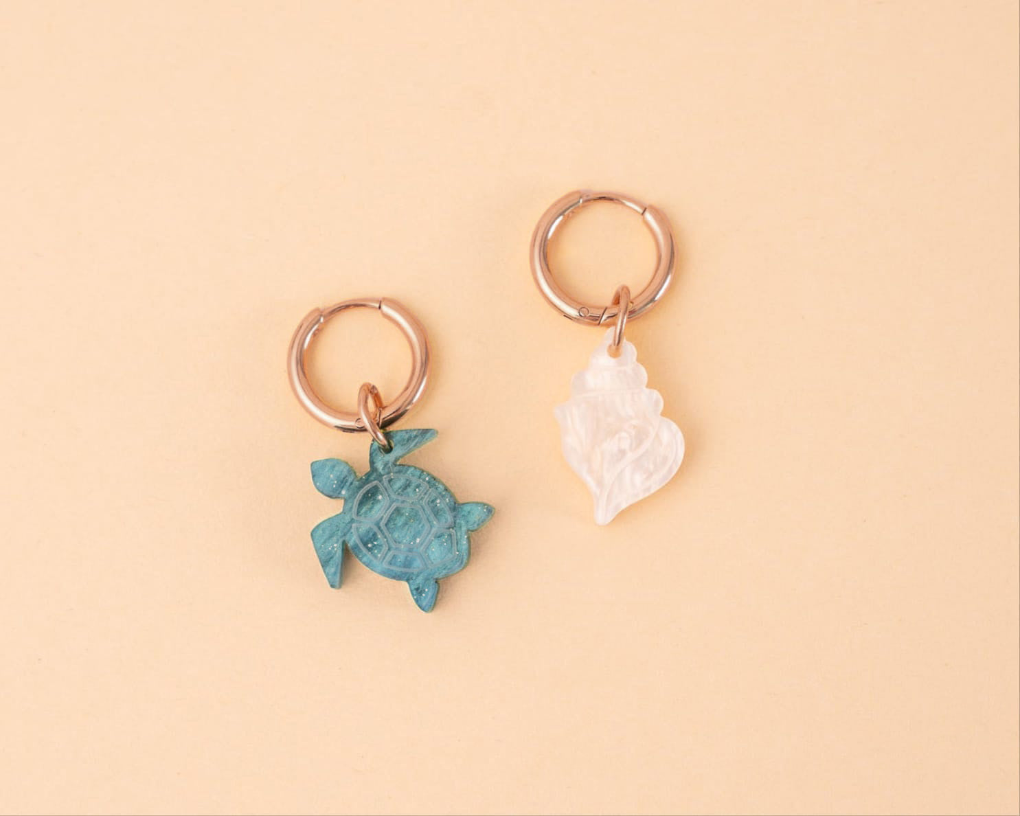acutecolor Schildkröte und Muschel Ohrring Set