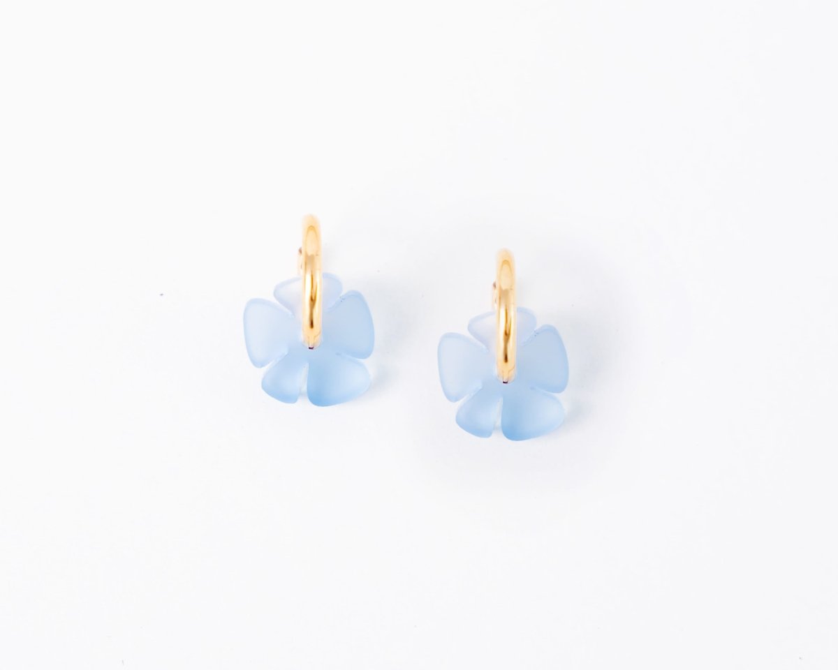 acutecolor Squiggly Blumen Ohrring Set in Eisblau