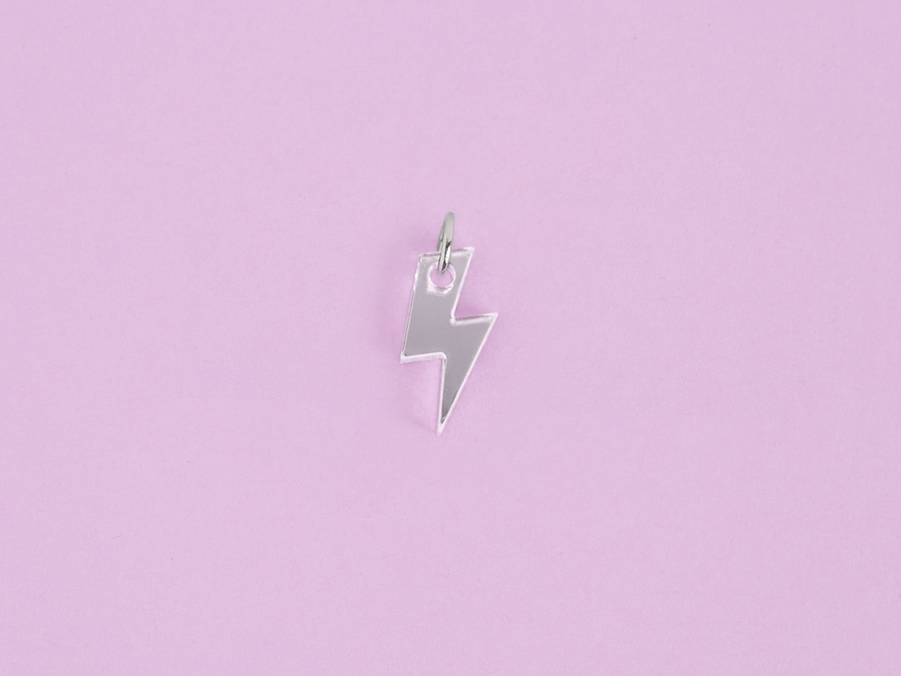 Single lightning bolt pendant