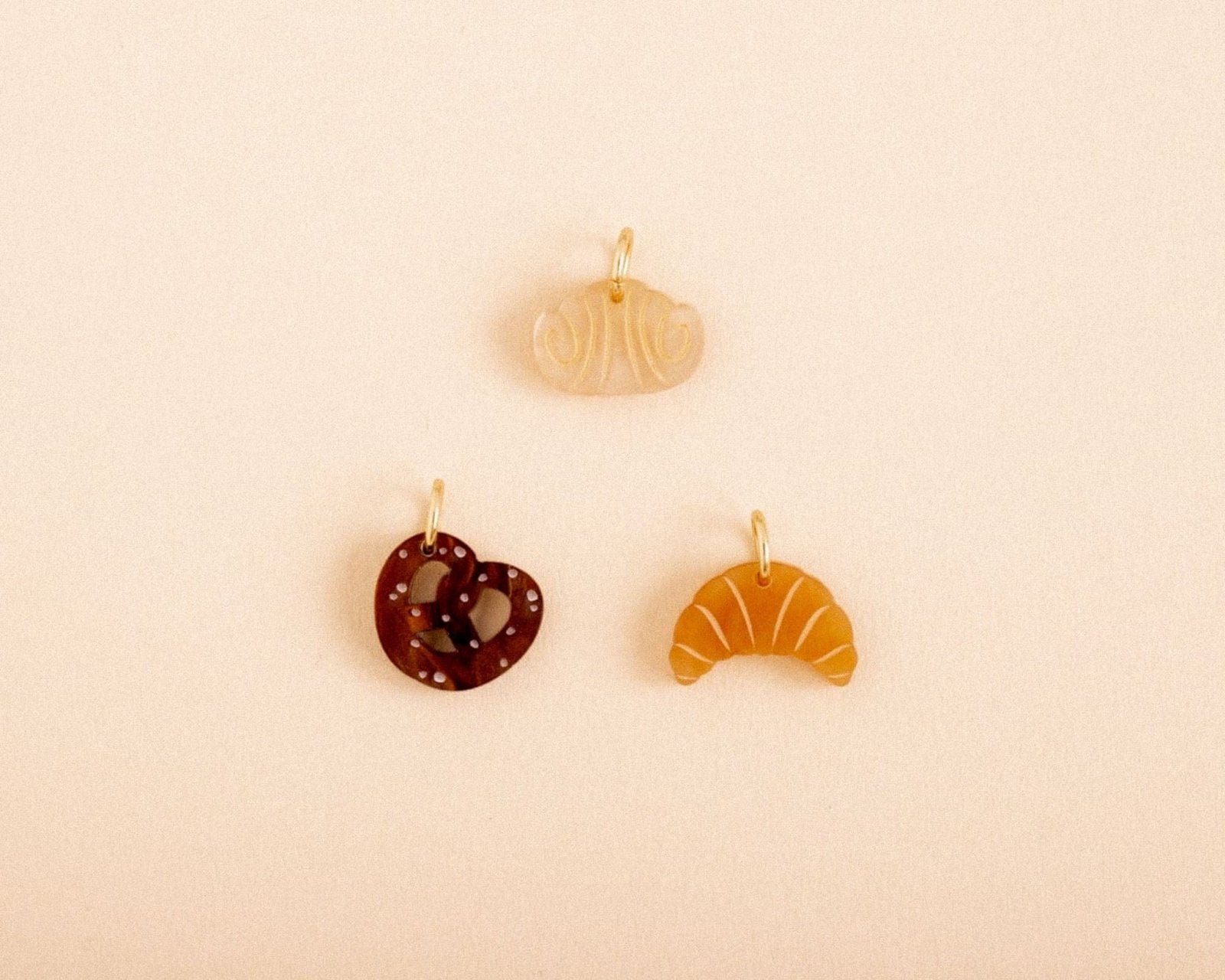 Croissant und Brezel Ohrring Set - acutecolor