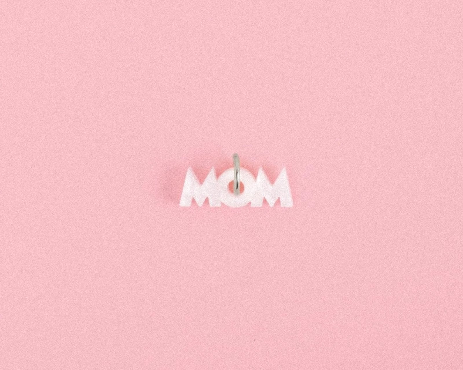 Einzelner perlmuttweißer MOM Anhänger - acutecolor