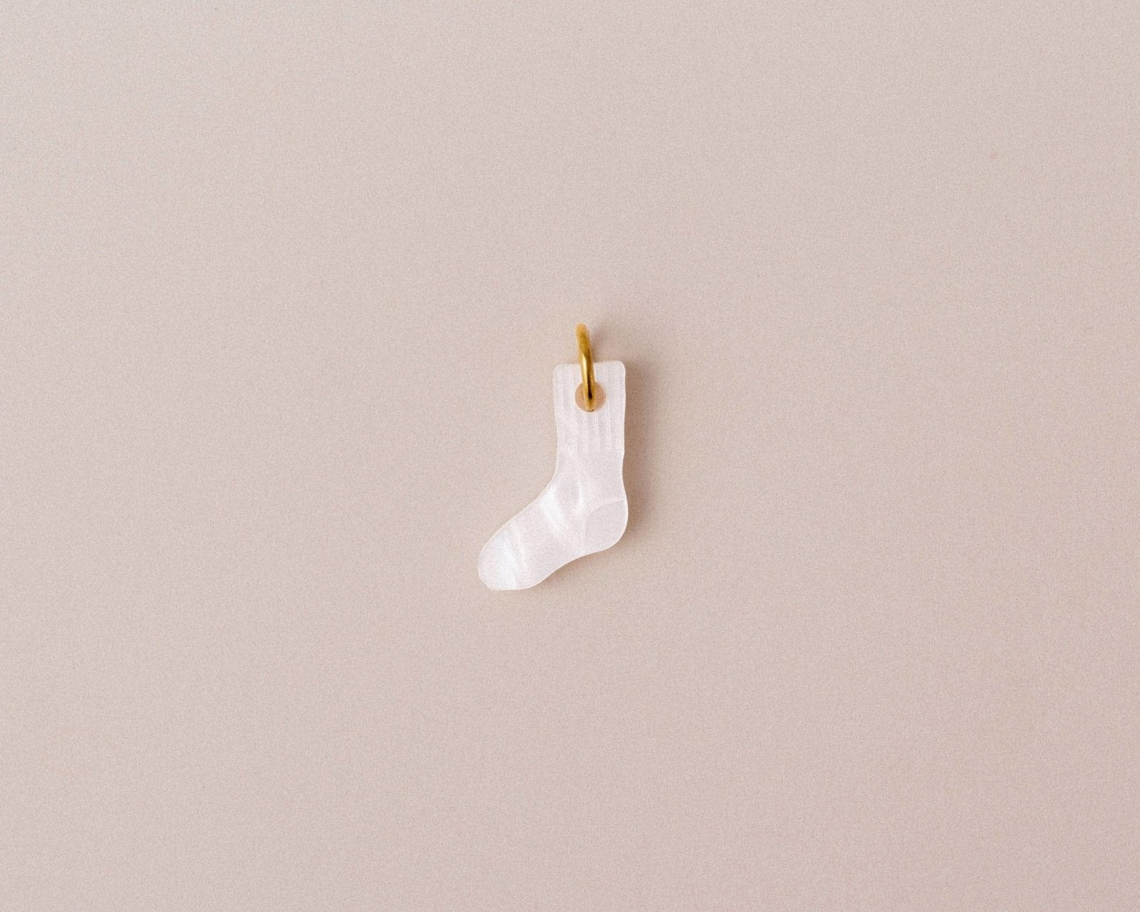 Einzelner weißer Socken Anhänger - acutecolor