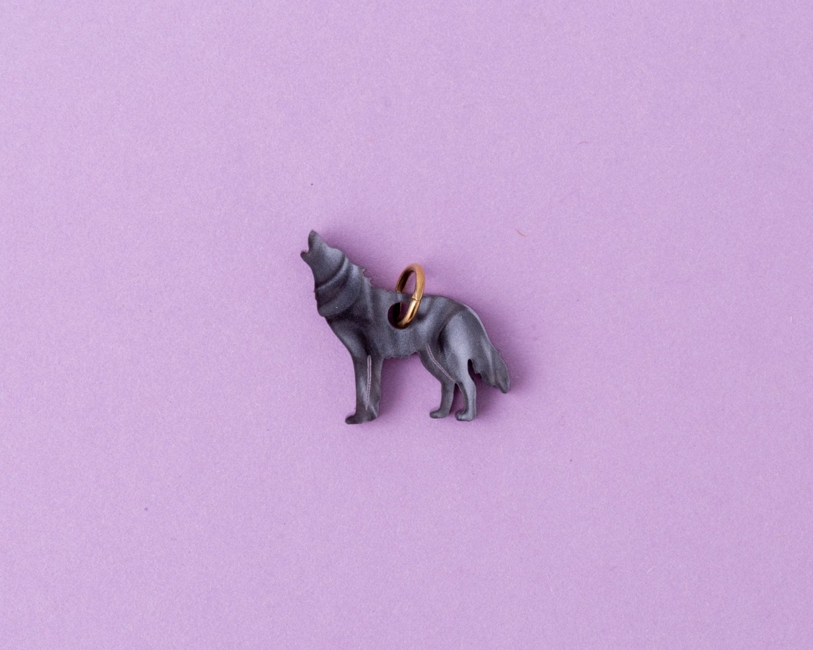 Einzelner Wolf Anhänger - acutecolor