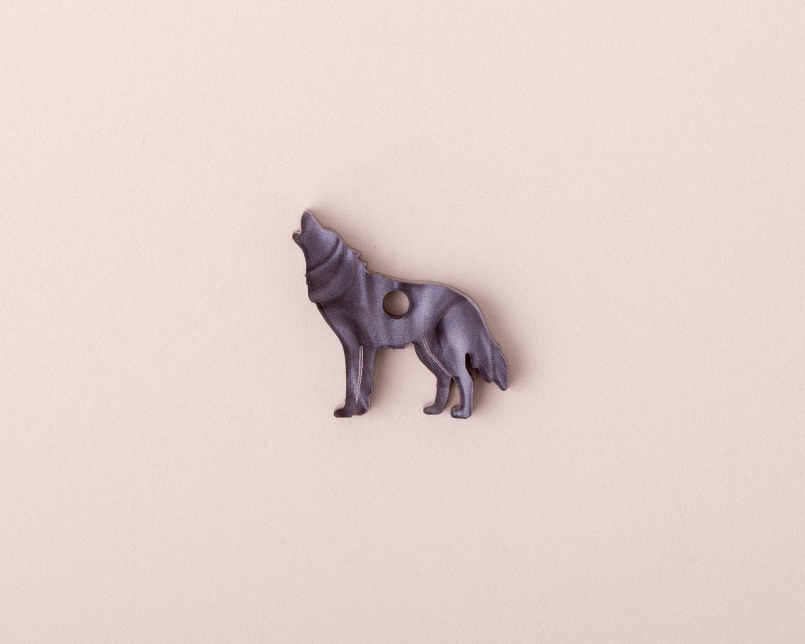 Einzelner Wolf Anhänger - acutecolor