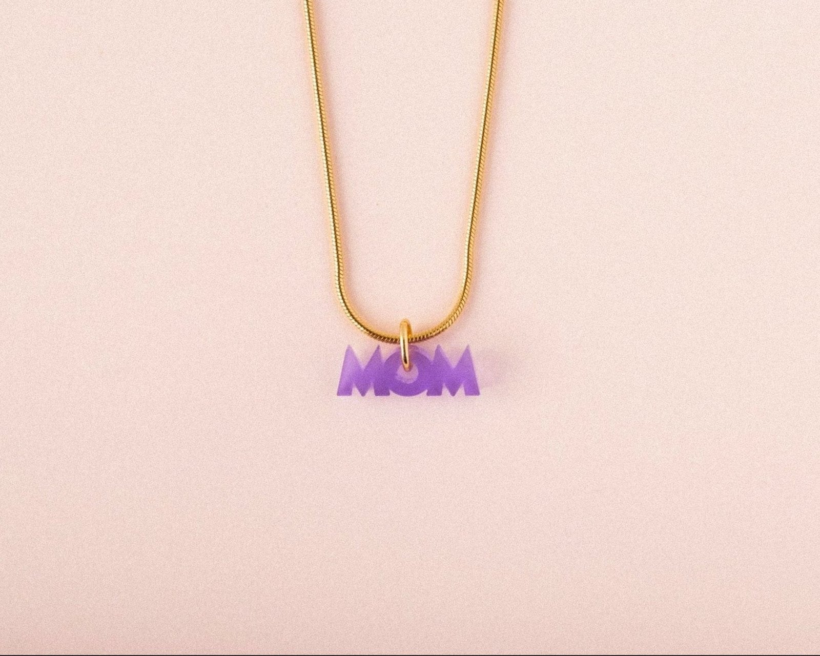 Elegante Kette mit Lila Mom Anhänger - acutecolor