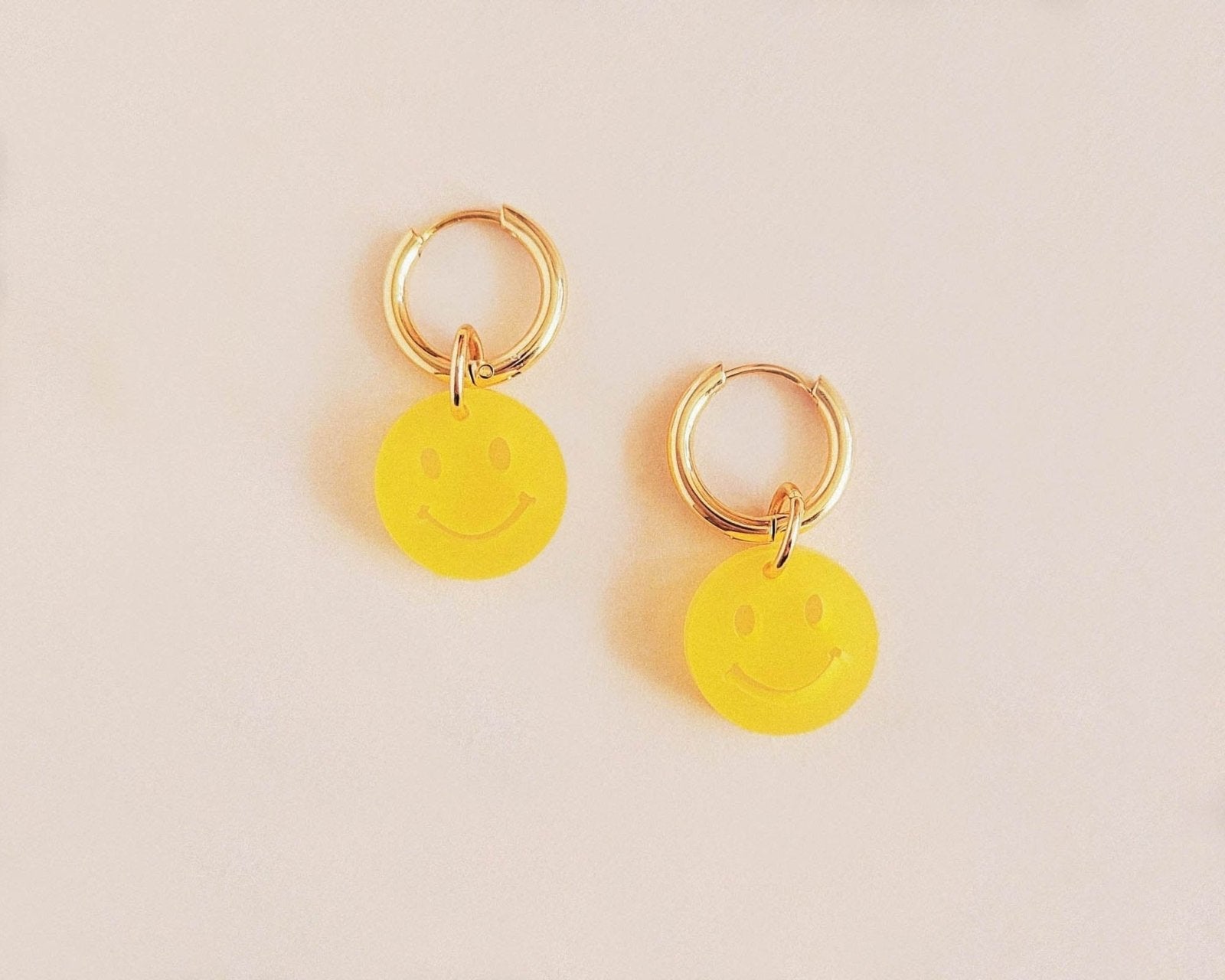 Gelbe Smiley Ohrring Set - acutecolor
