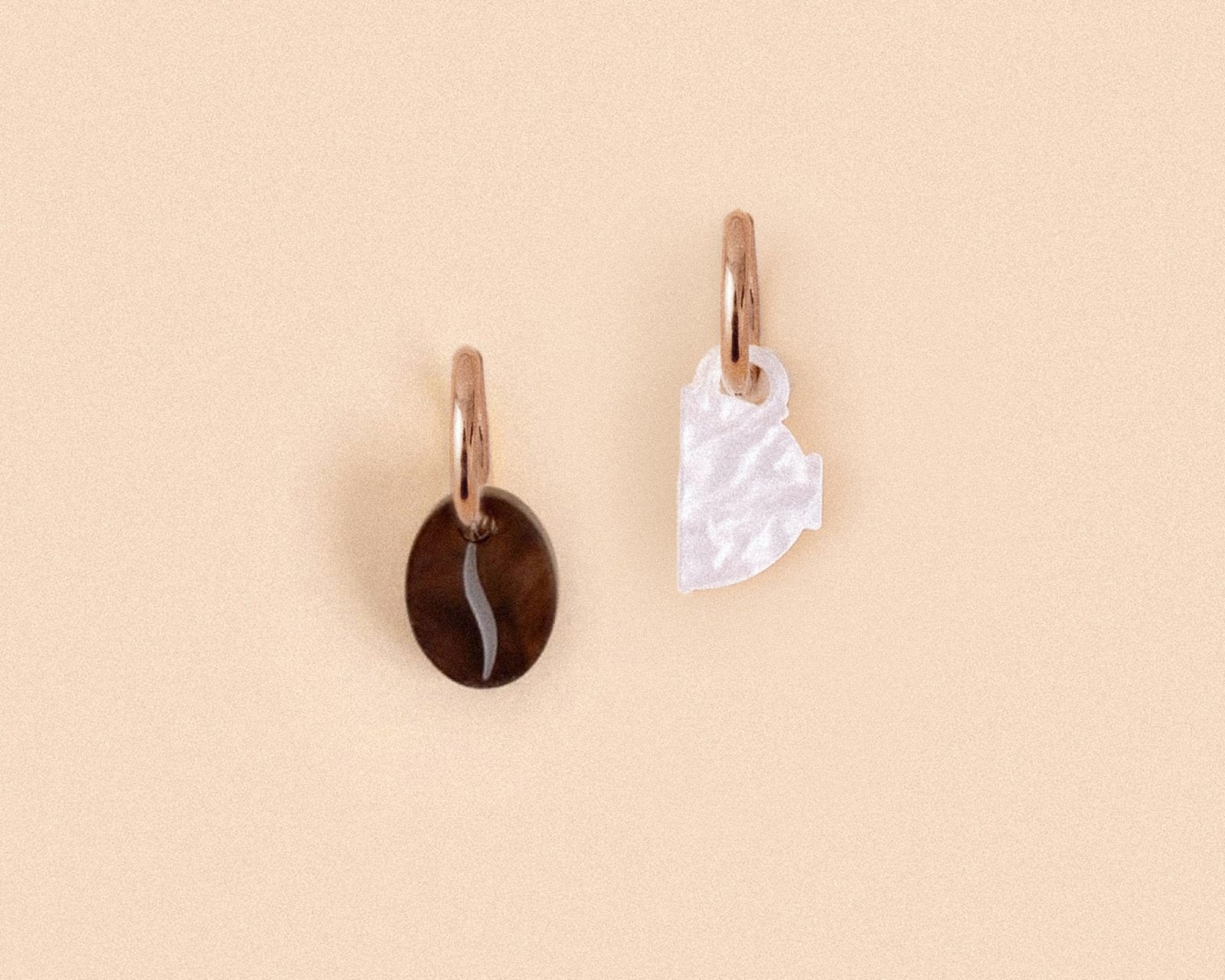 Kaffeebohne und Kaffeetasse Ohrring Set - acutecolor