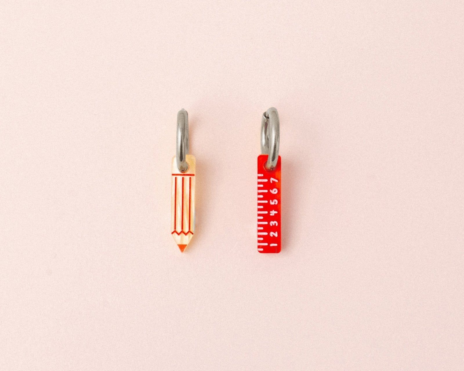 Mismatch Stift und Lineal Ohrring Set - acutecolor