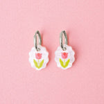 Ovale Charm Ohrringe mit Tulpen - acutecolor