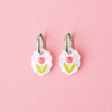Ovale Charm Ohrringe mit Tulpen - acutecolor