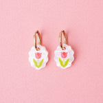 Ovale Charm Ohrringe mit Tulpen - acutecolor