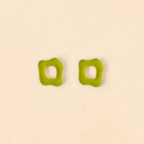 Wavy Shape Ohrring Set in Matcha - acutecolor