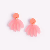 Colorblock Ohrstecker Coral Shape in Himbeer + Koralle