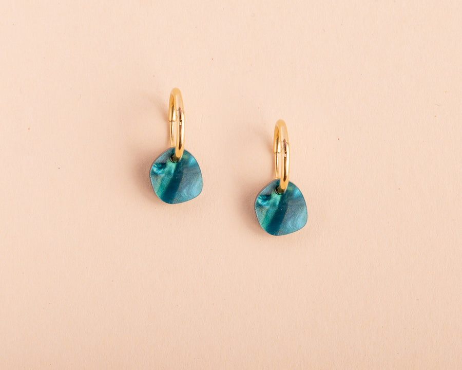 Pebble in 'Aqua Pool' Perlmutt mit Edelstahl Hoops