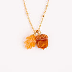 Kette mit Eichel und oranges Eichenblatt - acutecolor